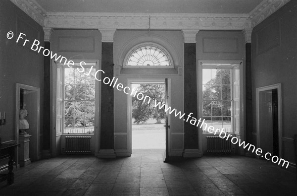 ITALIAN LEGATION  LUCAN HOUSE  ENTRANCE HALL WITH VIEW OF PARK